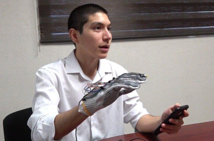 Estudiantes mexicanos crean innovadores guantes inteligentes para traducir lengua de señas en tiempo real