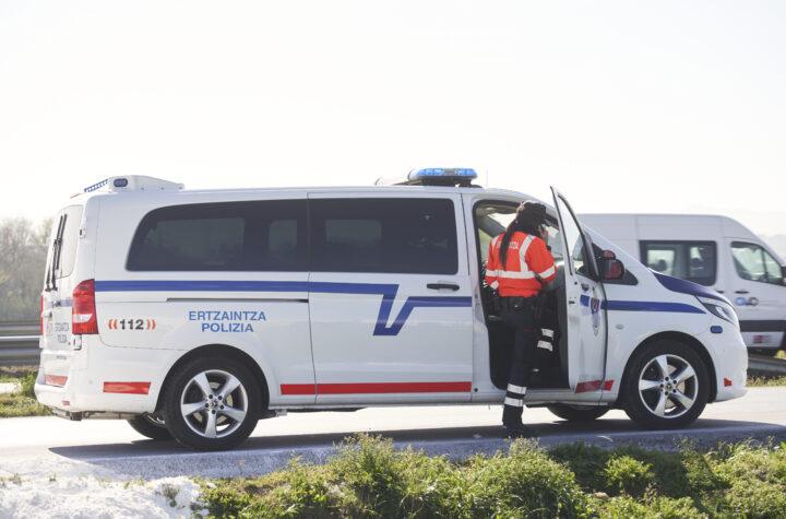 Euskadi: La Euskal Polizia Refuerza el Control de Velocidad en Carreteras para Aumentar la Seguridad Vial