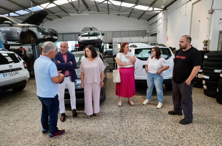 Belén do Campo resalta en Muxía el éxito del Bono Remuda Rural para asegurar la continuidad de pequeños negocios