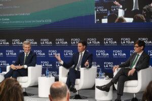 El Lehendakari advierte sobre la "crispación política" y su impacto en el consenso para resolver la crisis de vivienda en Euskadi, resaltando el éxito del modelo vasco por su estabilidad institucional.